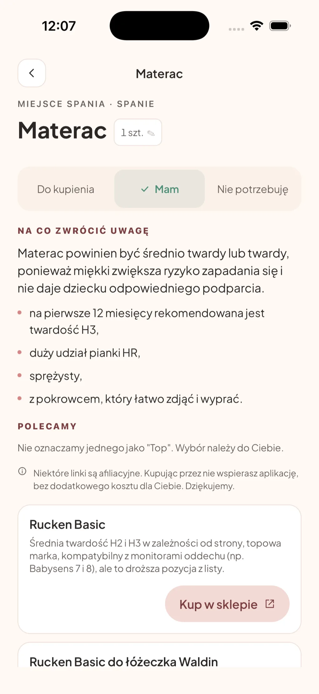 Szczegóły produktu Materac: sekcja na co zwrócić uwagę z listą kryteriów oraz karta polecanego modelu z opisem zalet i wprost nazwanym minusem.